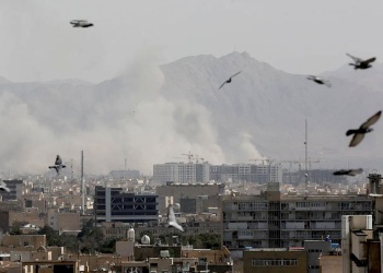 Experto advierte que Irán podría responder con atentados tras los bombardeos de EEUUe Israel