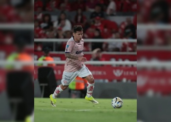 En un partidazo, Independiente empató sobre el final 4-4 contra Unión en Avellaneda