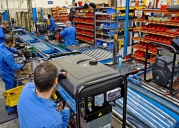 Empresarios PyME convocan a un encuentro frente al Congreso para advertir sobre la situación industrial