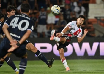 Ya sin Gallardo, River igualó en su visita a Independiente Rivadavia