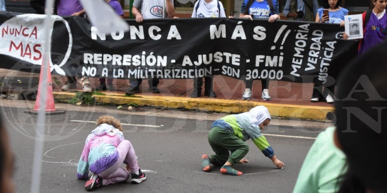 Posadas marchó por el 24 de marzo: memoria, verdad y justicia a 50 años ...