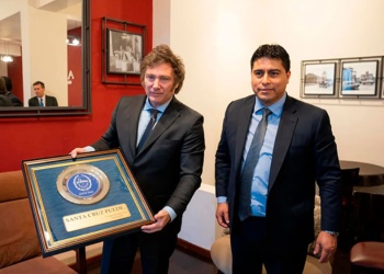 Nación otorga un auxilio financiero de $100 mil millones a Santa Cruz