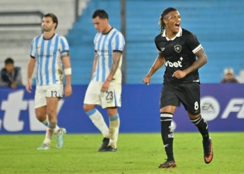 Racing cayó por 3-2 con Botafogo y complicó clasificación de la Copa Sudamericana 2026