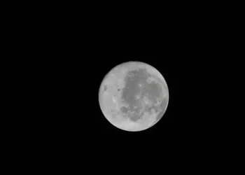 La misión Artemis II retomó contacto tras cruzar la cara oculta de la Luna y ya regresa a la Tierra
