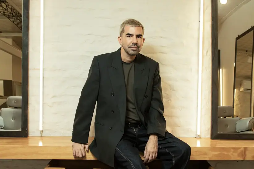 Max Jara, el peluquero misionero de los famosos, va por el Martín Fierro de la Moda