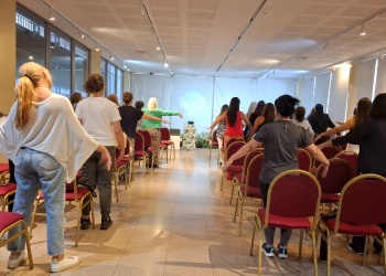 “Tiempo para Ser” se vivió a pleno en el Cambas con una convocatoria abierta y diversa