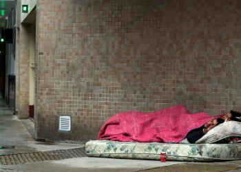 La UCA alerta de que la baja de la pobreza es una “ficción” que no llega al bolsillo