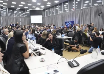 Sesión al rojo vivo: el oficialismo tiene los votos para aprobar mañana los cambios a la Ley de Glaciares