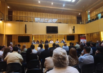 La Renovación se abre a construir un frente político con otros espacios para 2027