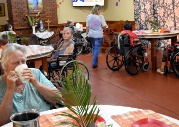 “Nadie debería envejecer en el olvido”