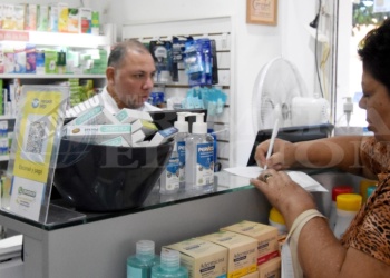 Salud en crisis: el PAMI adeuda entre tres y cuatro meses a todos sus prestadores