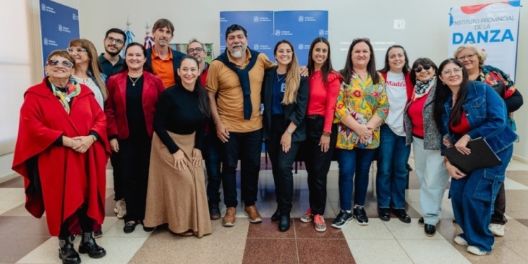 REPRESENTANTES. Autoridades y referentes anunciaron ayer la fecha de las elecciones para conformar el primer Directorio del Instituto Provincial de la Danza (IPD).