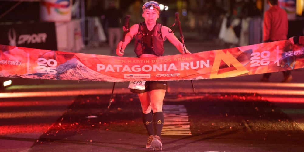 A los 60, corrió 110 km en la Patagonia y ganó: una posadeña que emociona