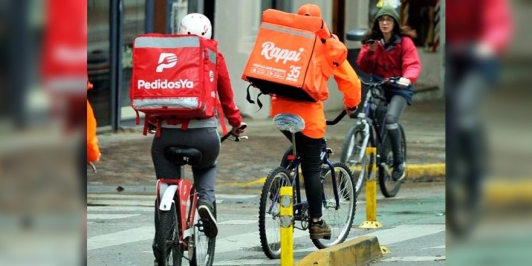 EMPLEO PRECARIO. Las modalidades monotributista o no registrado, crecen en los últimos años por necesidad.