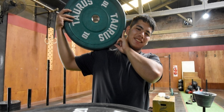 A COMPETIR. Llegó el debut para el misionero Román Talavera en Panamá.