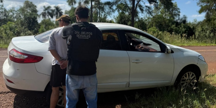 RUTA PROVINCIAL 7. El hijo mayor fue aprehendido en Jardín América acusado de abusar de uno de sus hermanos.