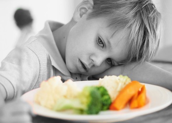 Personalizar la alimentación en niños con TEA es clave: “No hay una dieta única”