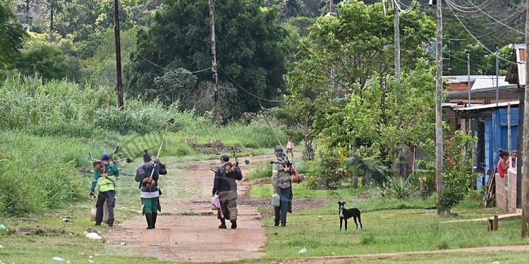 SE ESTÁ MEJORANDO PASO A PASO. Si bien no se trata de una solución definitiva, los vecinos coinciden en que se comenzó a transitar un camino de mejora.