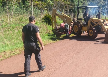 Despiste en Caraguatay: un auto terminó fuera de la ruta 212
