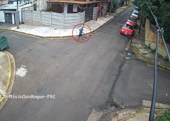 Interceptados a pocas cuadras: detienen a tres sospechosos con objetos robados en Posadas