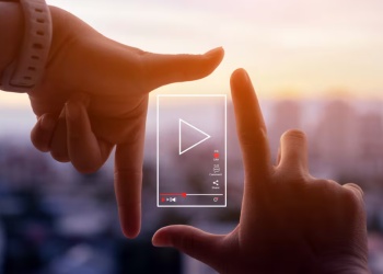 Apuesta al formato vertical: proyectos de microficción podrán ganar hasta u$s30.000