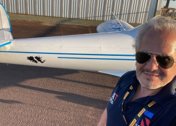 El emotivo homenaje a los héroes de Malvinas en el cielo de Posadas