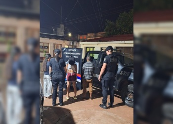 Cuatro detenidos en Oberá por atacar a piedrazos a policías durante un operativo