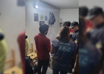 Preocupación en Misiones por amenazas en escuelas: realizaron allanamientos y secuestraron celulares en Posadas