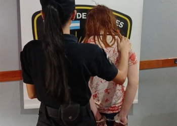 “Quiero volver”: una joven de 23 años detenida tras intentar entrar a la fuerza a la casa de su ex