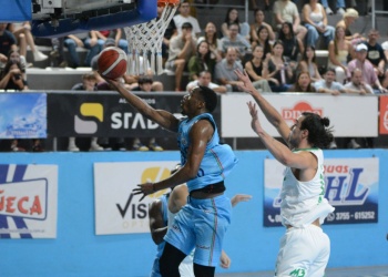 OTC cerró la fase regular con derrota y terminó cuarto