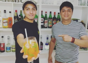 Prestigio, técnica y creatividad: así se forma un bartender en Misiones