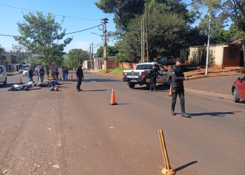 Dos heridos tras choque entre motos en una esquina de Posadas