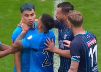 Un jugador de Belgrano se descompensó en pleno partido de Copa Argentina