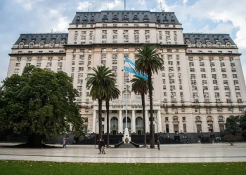 El Gobierno suma otra baja: renunció el titular de la obra social de las Fuerzas Armadas