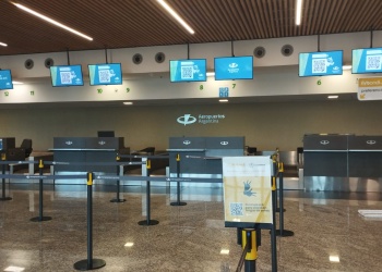Familias varadas en Iguazú denunciaron abandono y falta de respuestas tras cancelaciones de Flybondi