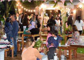 Brilla Sarita convoca con música, arte y gastronomía en una nueva edición en Posadas
