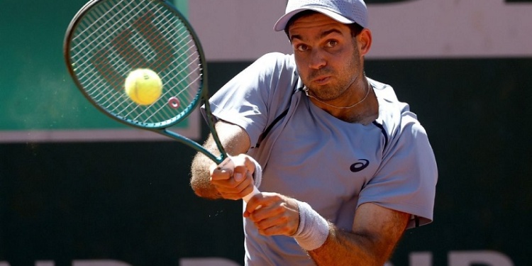 INOLVIDABLE. Facundo Díaz Acosta ganó su primer partido en el cuadro principal en París; pero con el agregado de que viene de la clasificación donde ya ganó cuatro partidos; y ahora avanzó a la segunda ronda de Roland Garros.