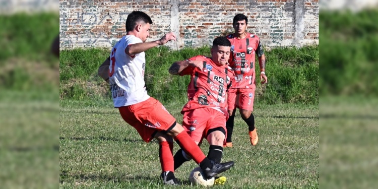 EN RACHA. Garupá atraviesa un alentador presente en el fútbol capitalino.