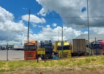 En abril, más de 1.500 camiones cruzaron a Brasil por Irigoyen