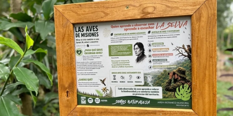 DENTRO DEL JARDÍN BOTÁNICO. Se inauguró el recorrido de infografías sobre Biodiversidad Misionera./ Foto gentileza Municipalidad de Montecarlo