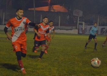 Liga de Fútbol de Oberá: El clásico entre Olimpia-San Antonio y Ex Alumnos 185 terminó igualado