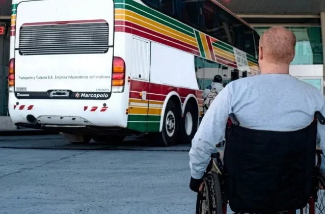 Empresas de transporte advierten que subirán los pasajes tras la quita de compensaciones por boletos gratuitos