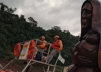 Procesión náutica por los 400 años de la Reducción de Santa María