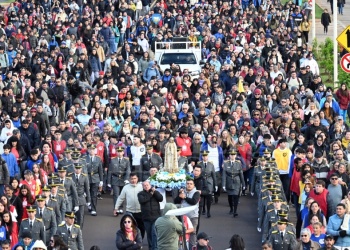 Tras la caminata, miles de intenciones fueron depositadas a los pies de la Virgen