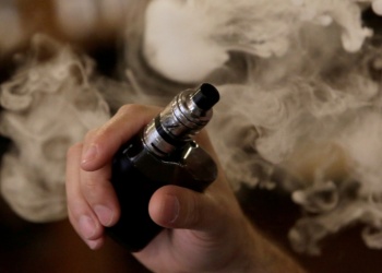 Oncóloga dijo que ya se atienden enfermos a causa de los vapers