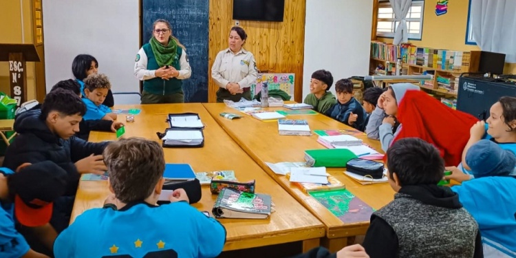 ATENTOS. El taller tuvo una gran recepción de los jóvenes estudiantes.