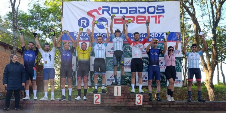 SONRISA. Seba, en lo alto del podio. Cumplió con las expectativas... y va por más.