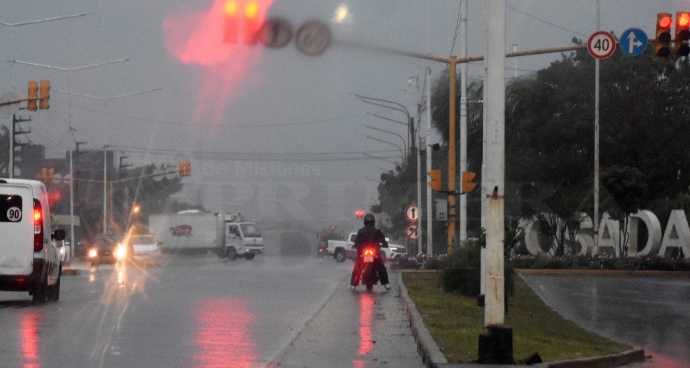 Hay alerta por tormentas fuertes en Misiones para este jueves: a qué hora
