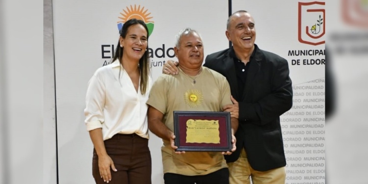 EMBLEMA. “Lachito” Maidana, junto a Vera y Durán. Jugó con Maradona.