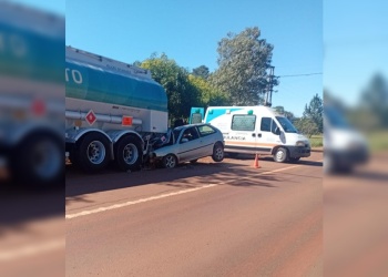 Accidente sobre la ruta 14 en Misiones: un automovilista terminó lesionado tras impactar contra un camión cisterna